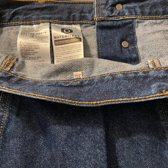 Levi’s short skirt size 30, a line buttons  front - Picture 4 of 5